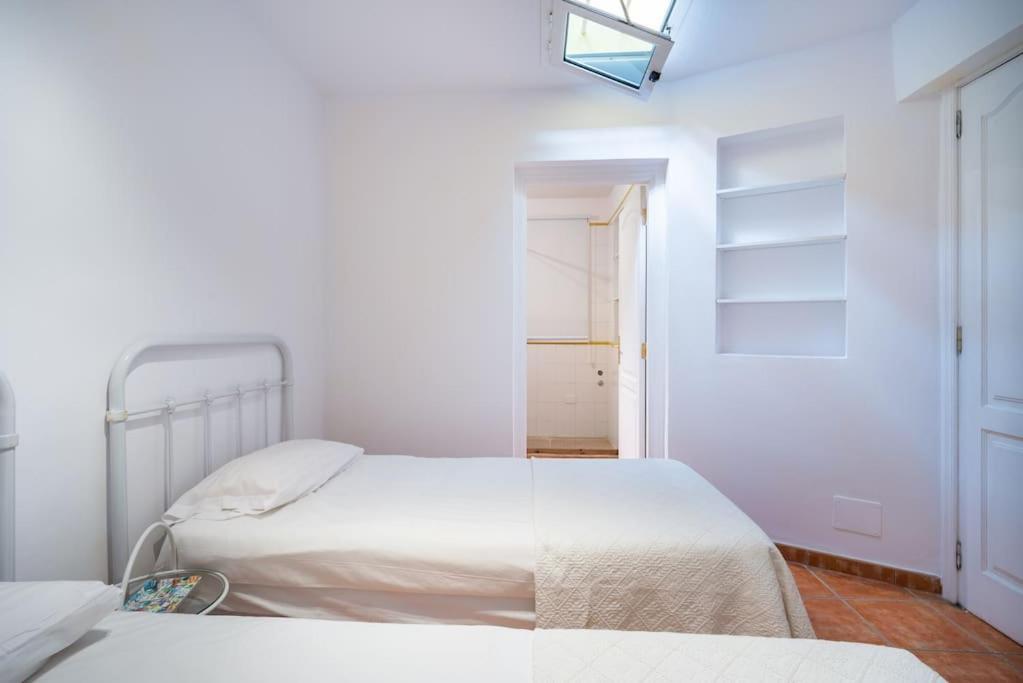 Fabulous , Wifi, Swimming Pool And Holiday home