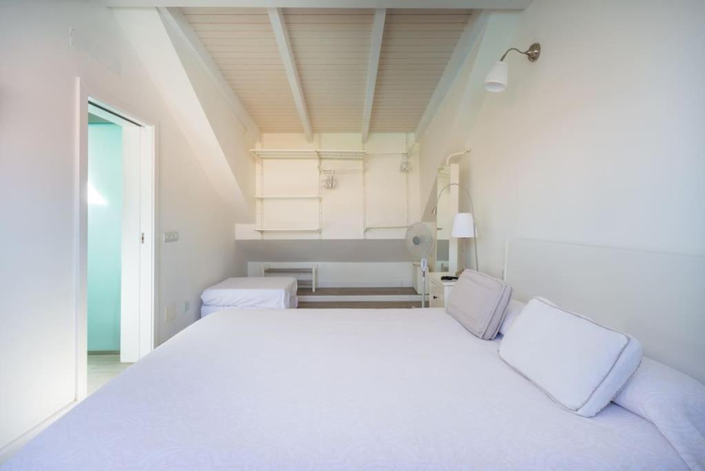 Fabulous , Wifi, Swimming Pool And Casa vacanze Pasito Blanco