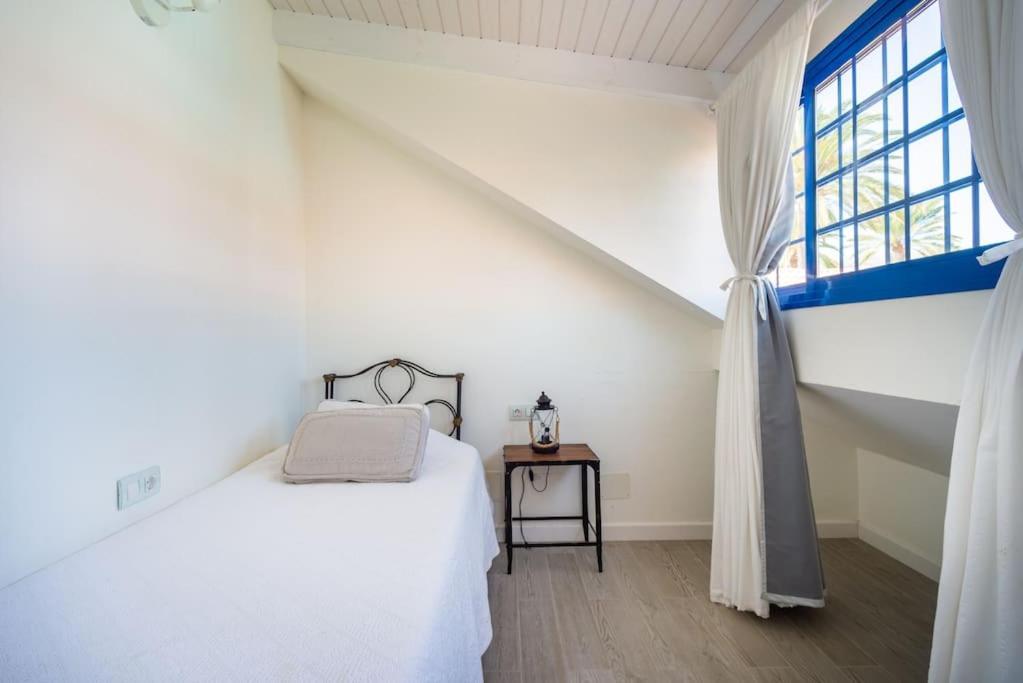 Fabulous , Wifi, Swimming Pool And Casa vacanze Pasito Blanco